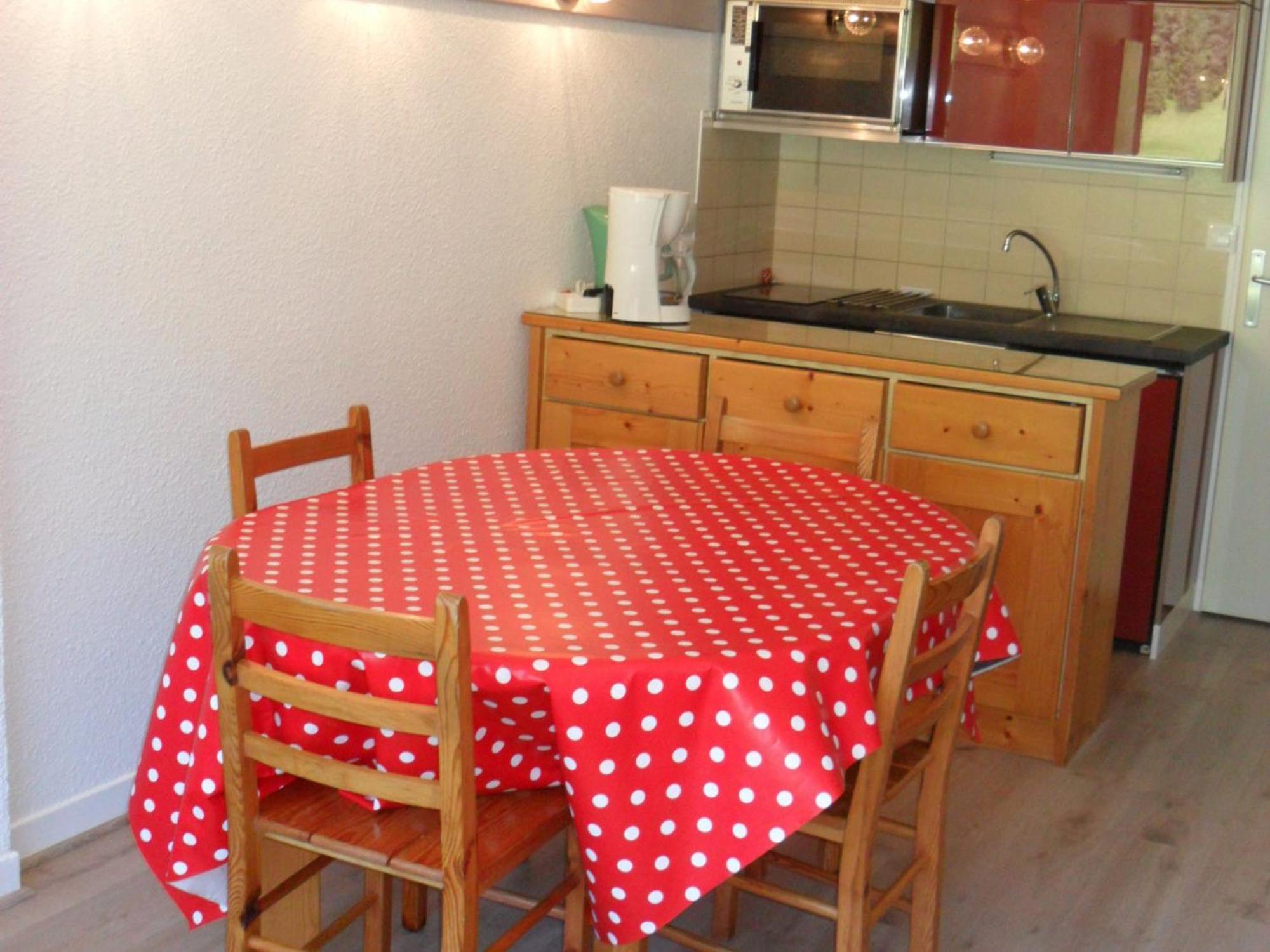 Studio Cabine Avec Balcon Proche Centre Et Pistes, Parking Et Navette Gratuite - Fr-1-515-98 Villard-de-Lans Luaran gambar